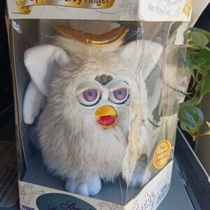 Vintage 2000 Angel Furby, NIB, NRFB, Purple Eyes, Item # 70795 Rare